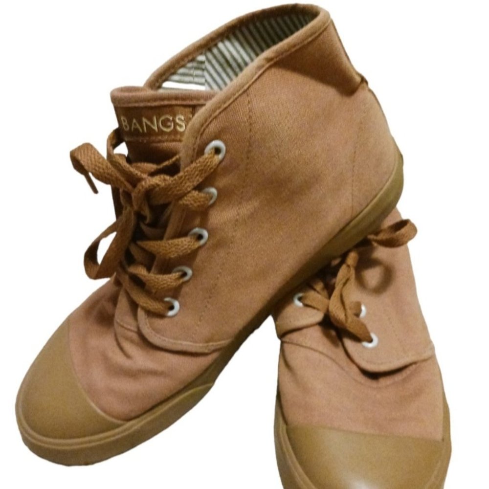 BANGS sneakers women's 8.5
